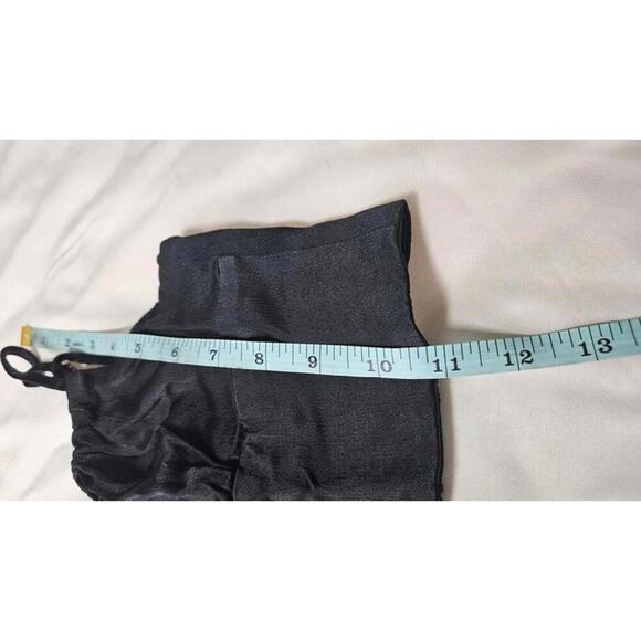 Black Cropped Top with Adjustable Straps for Women No Tag - Picture 5 of 5